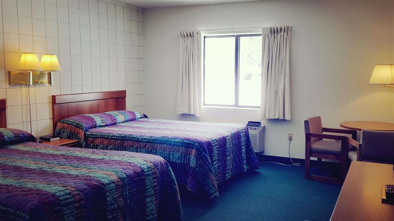 Oakridge Motel Newaygo Εξωτερικό φωτογραφία